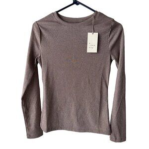 a new day shimmery top size XS